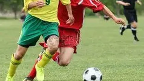 《太阳报揭秘：奥利塞助力埃泽融入枪手新篇章，棋艺对决展现深厚友谊！》